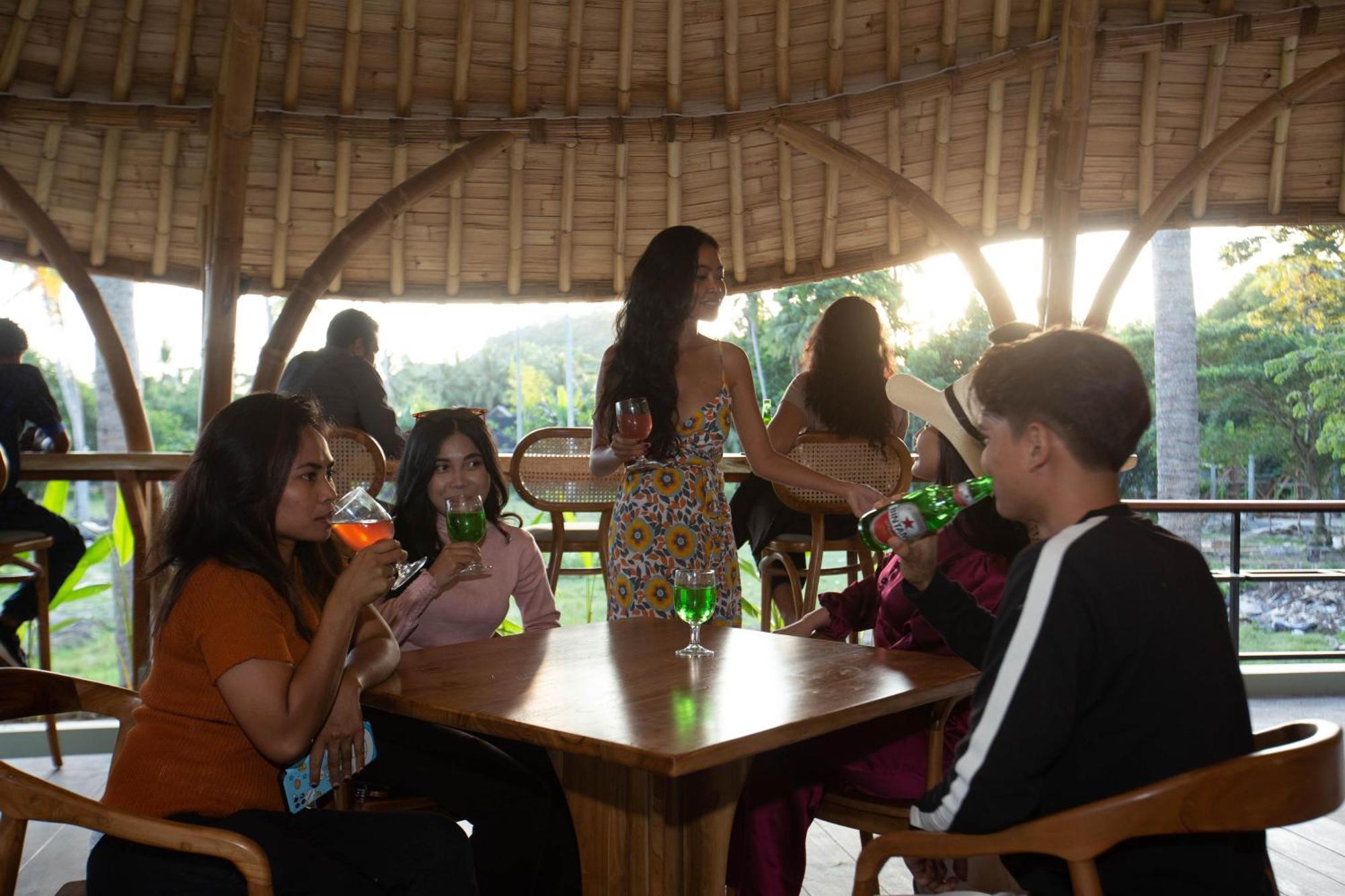 Tropik Resort Lombok 셀롱 벨라낙 외부 사진