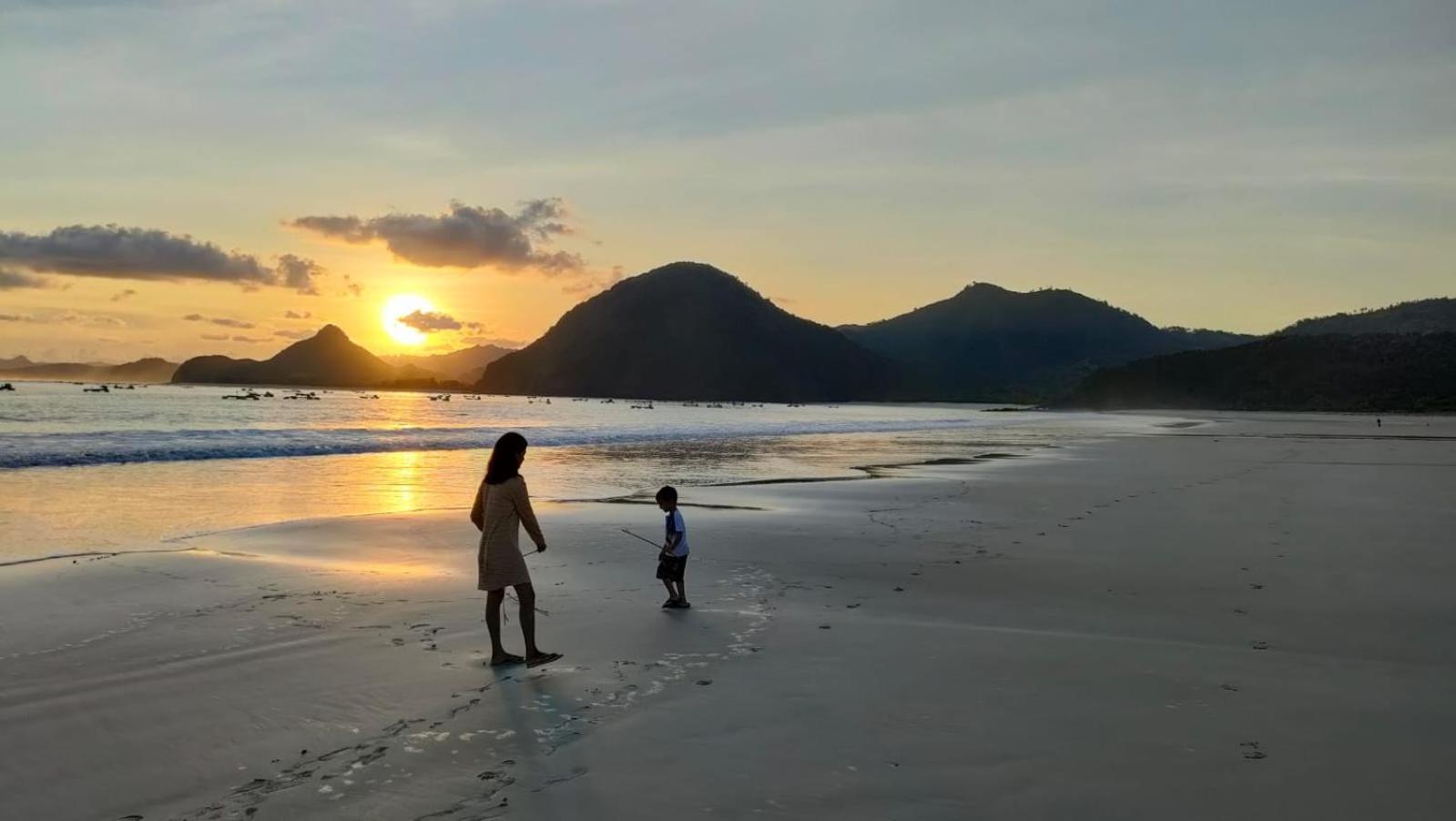 Tropik Resort Lombok 셀롱 벨라낙 외부 사진