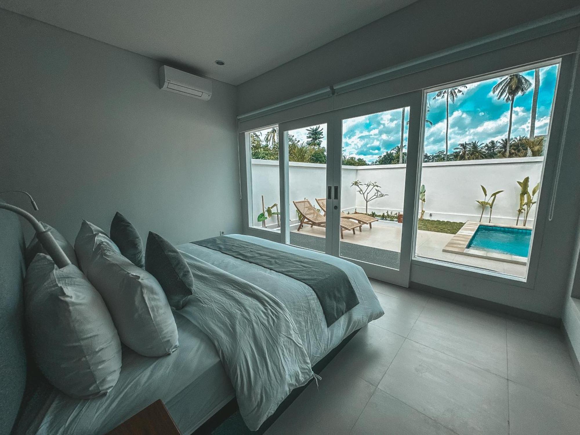 Tropik Resort Lombok 셀롱 벨라낙 객실 사진