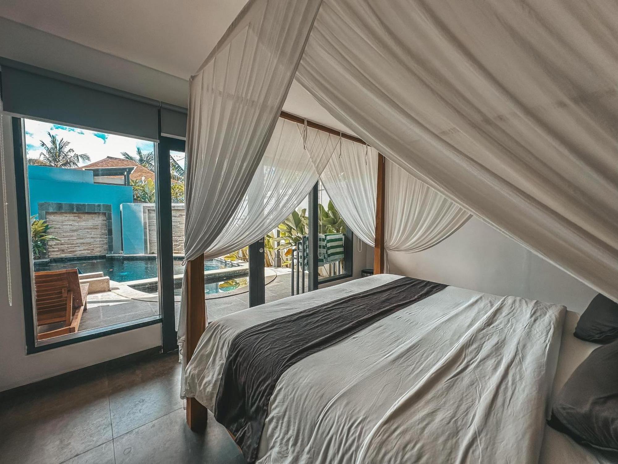 Tropik Resort Lombok 셀롱 벨라낙 객실 사진